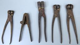 5 Different Bullet Molds