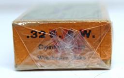 Full Vintage Sealed Two Piece Box Winchester .32 S&W Cartridges Ammunition...