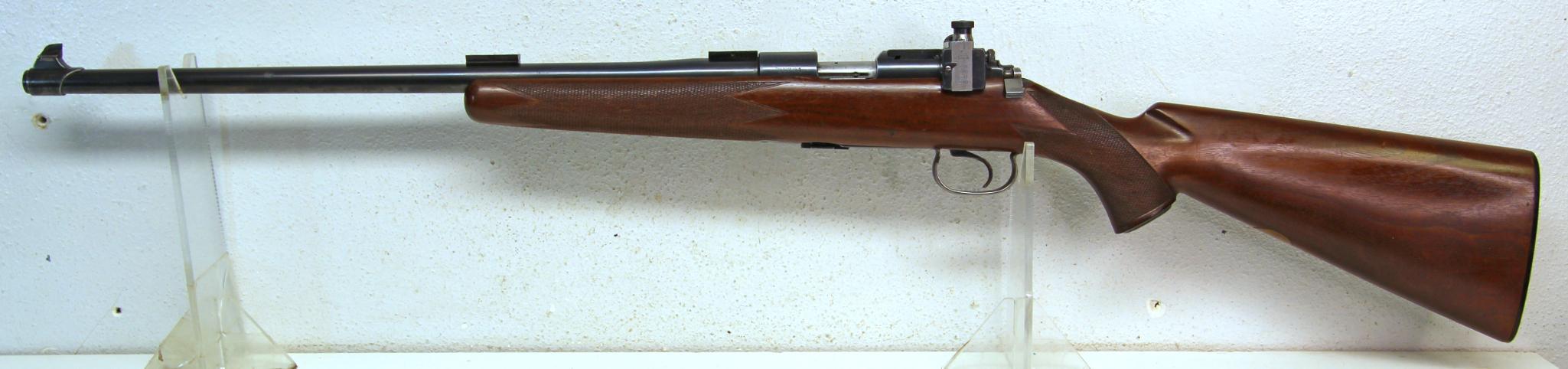Winchester Model 52 Deluxe .22 LR Bolt Action Rifle... Lyman Peep Sight... SN#22791...
