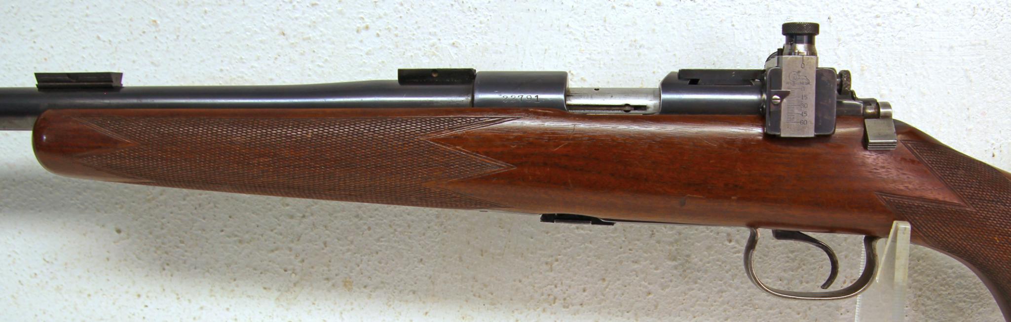 Winchester Model 52 Deluxe .22 LR Bolt Action Rifle... Lyman Peep Sight... SN#22791...