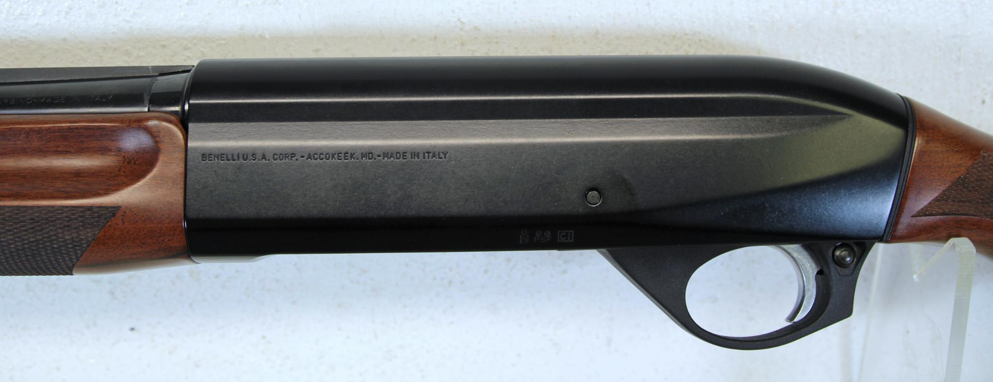 Benelli Montefeltro 20 Ga. Semi-Auto Shotgun in Original Box Lightly Used... 26" VR Barrel... 3"