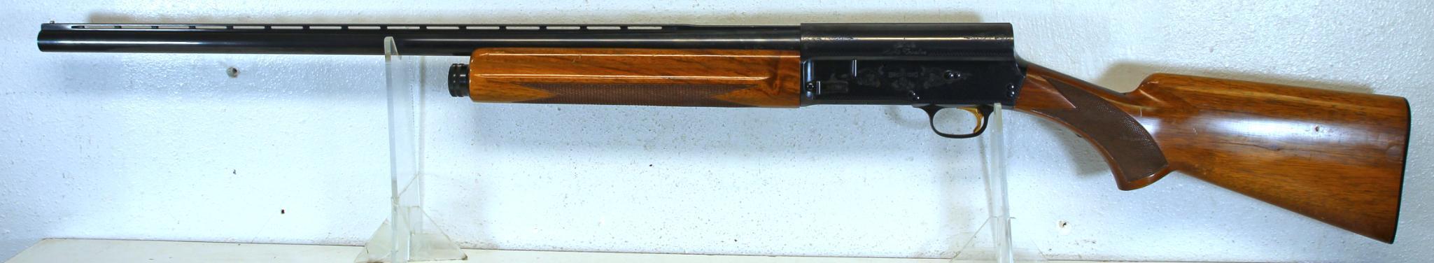 Belgium Browning A-5 Light Twelve 12 Ga. Semi-Auto Shotgun... 27 1/2" VR Barrel... 2 3/4" Chamber...