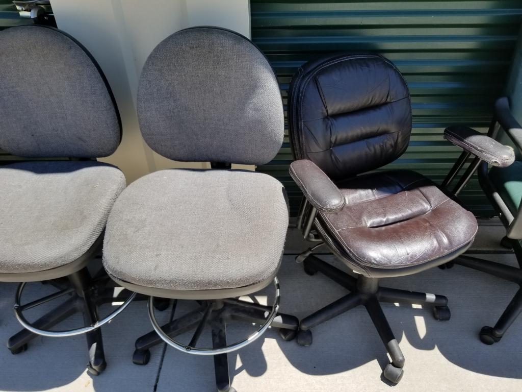 Lot Of 6 Rolling Office Chairs