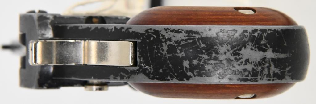 Davis Industries DM-22 Magnum Derringer Pistol