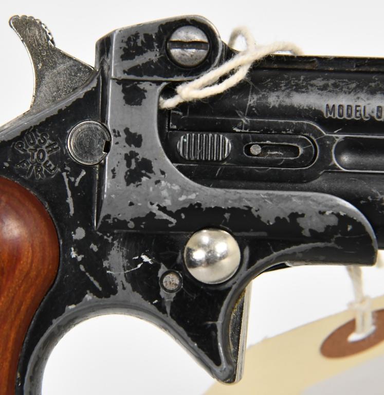 Davis Industries DM-22 Magnum Derringer Pistol