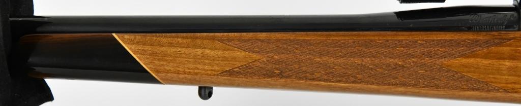 Weatherby Mark V .300 Weatherby Magnum W/ Scope