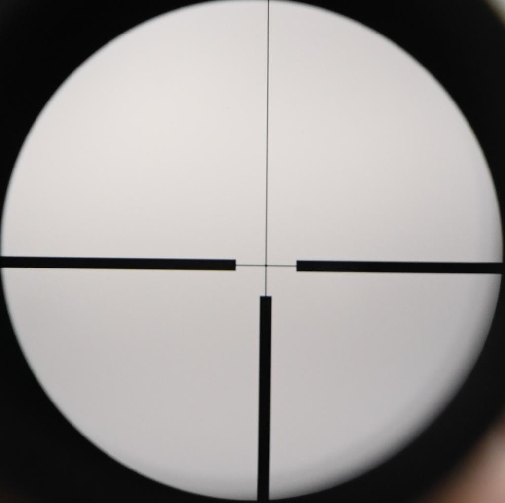 Weaver Classic Extreme Series Rifle Scope 6-24X50