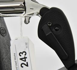 NAA Mini Revolver .22 Magnum 1.6" Barrel