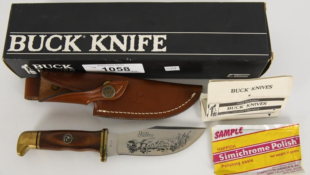 Ducks Unlimited Buck Knife with Sheath
