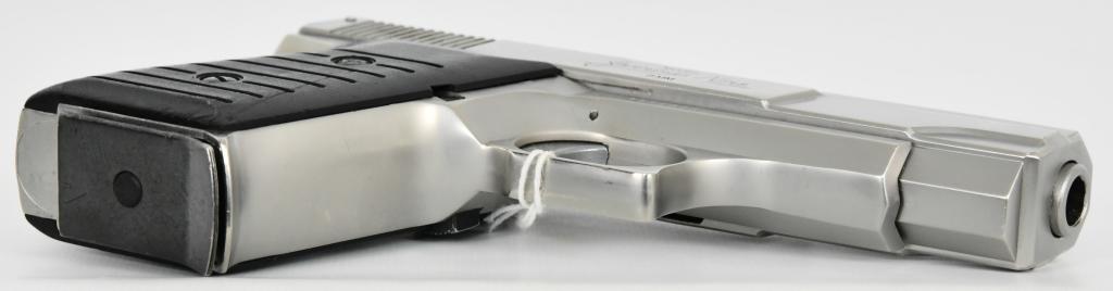 Bryco Jennings Model Nine Semi Auto 9MM Pistol