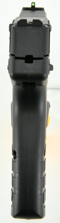 NEW Kel-Tec P17 Pistol 22LR 16 RD Threaded Barrel