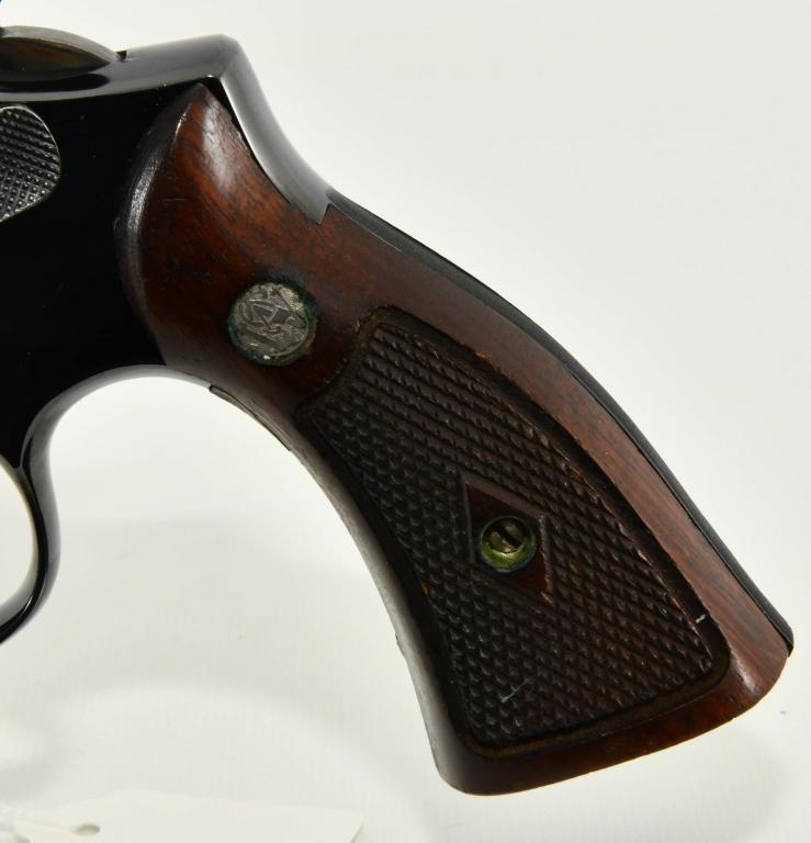 Smith & Wesson Model 48 K-22 Masterpiece Revolver