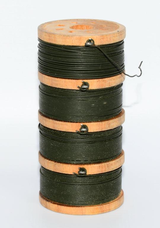 USGI Military Gunline can sealed & wire & Mag pouc