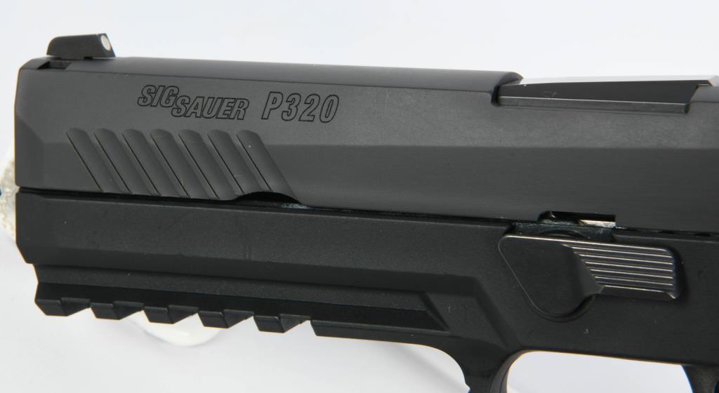 Sig Sauer P320 Semi Auto Pistol .40 S&W