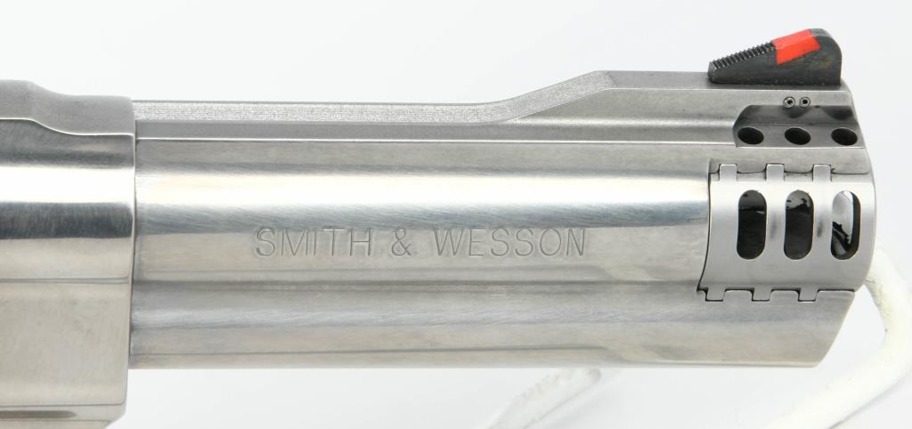 Smith & Wesson Model 460 XVR Stainless .460 S&W