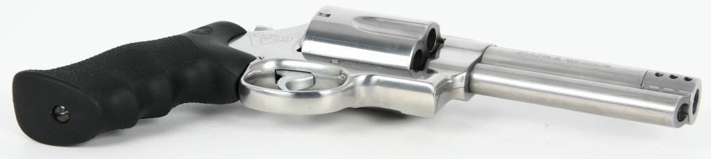 Smith & Wesson Model 460 XVR Stainless .460 S&W