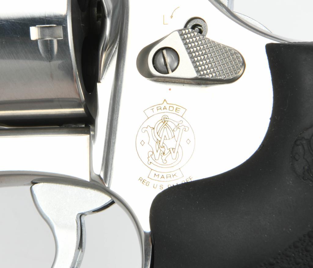 Smith & Wesson Model 460 XVR Stainless .460 S&W