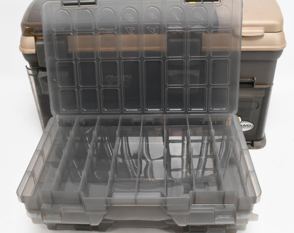 Plano Guide Series 777 Fishing Tackle box & Access