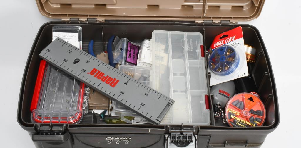 Plano Guide Series 777 Fishing Tackle box & Access