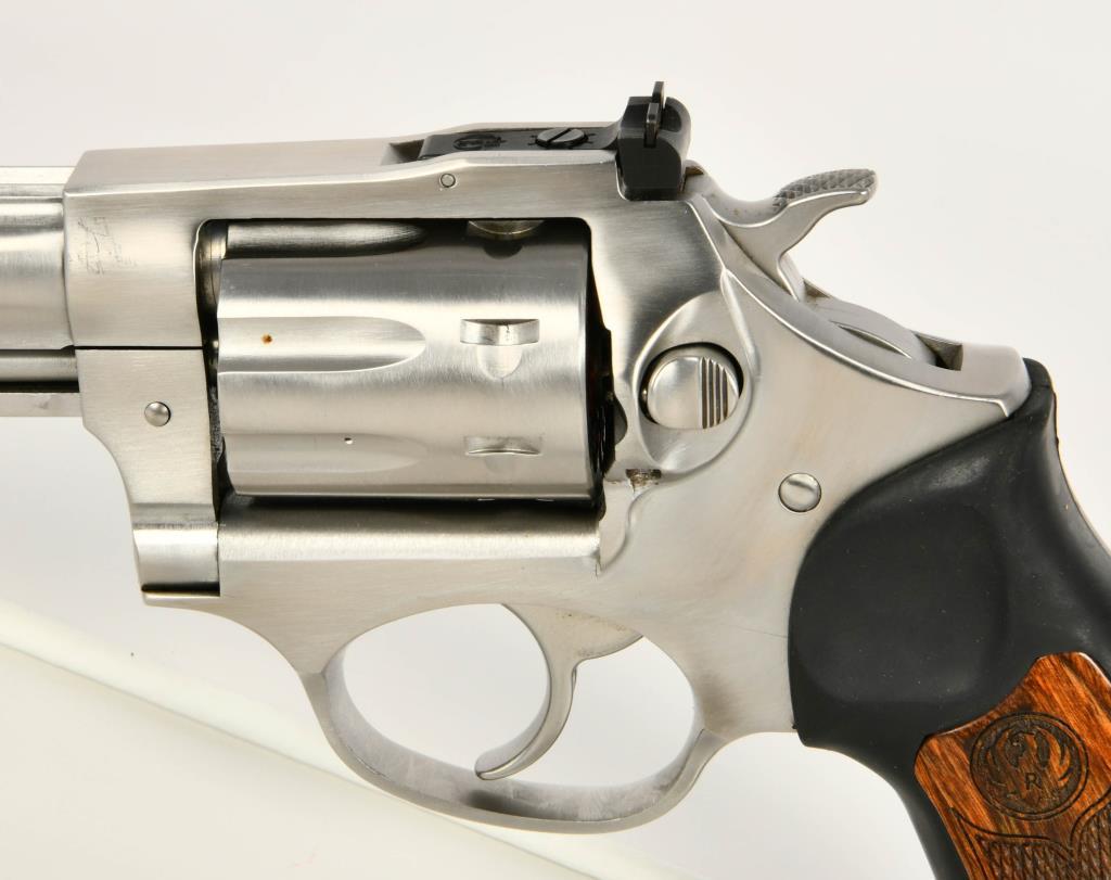 Ruger SP101 6 Shot Revolver .22 LR