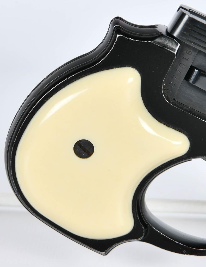 High Standard D-100 Derringer .22 LR
