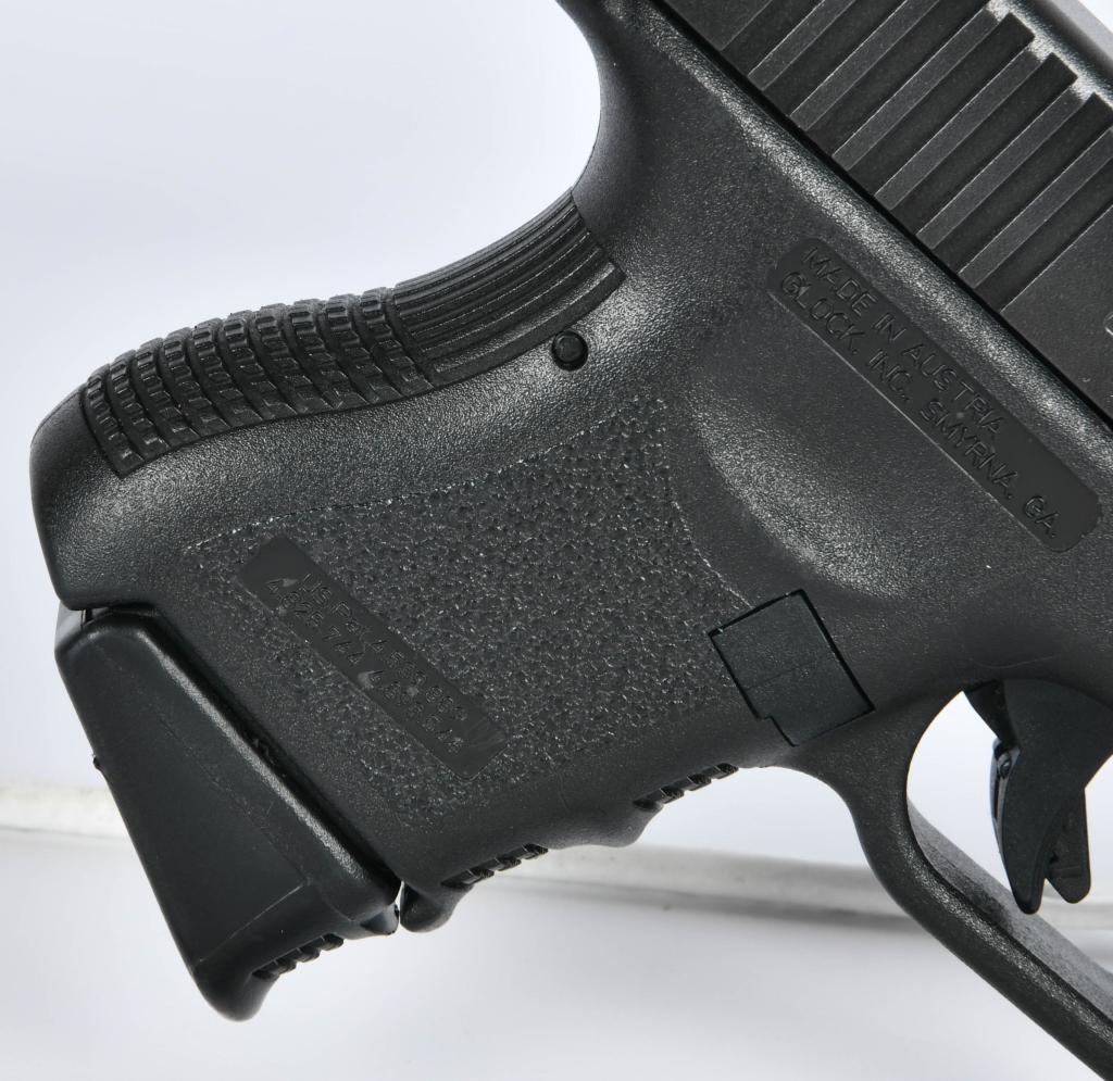 GLOCK 27 Gen 3 Semi Auto Pistol .40 S&W