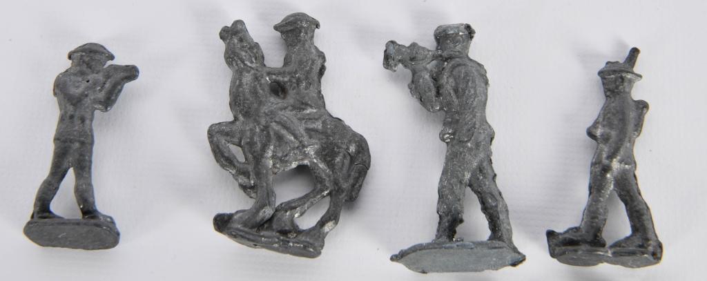 Lot of Nine Lead Army Guys