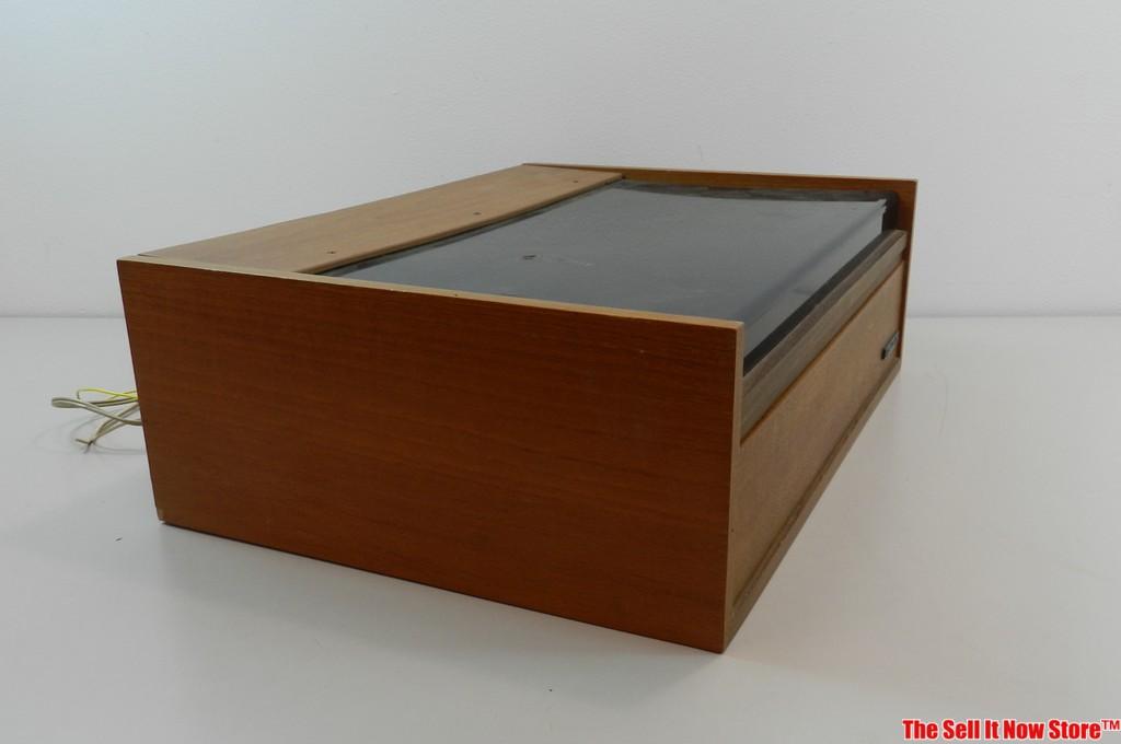 Goldring Lenco GL 75 Turntable in Dynatron Wood Case
