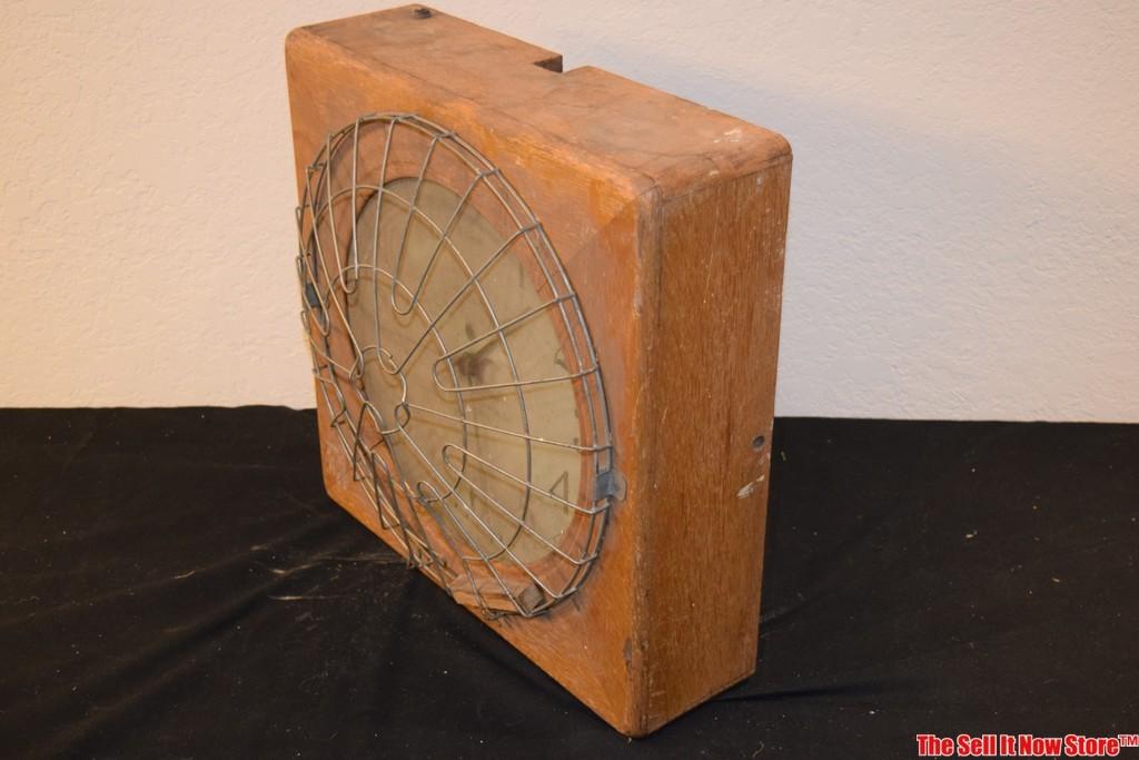 TELECHRON Gymnasium Game Analog Clock with guard