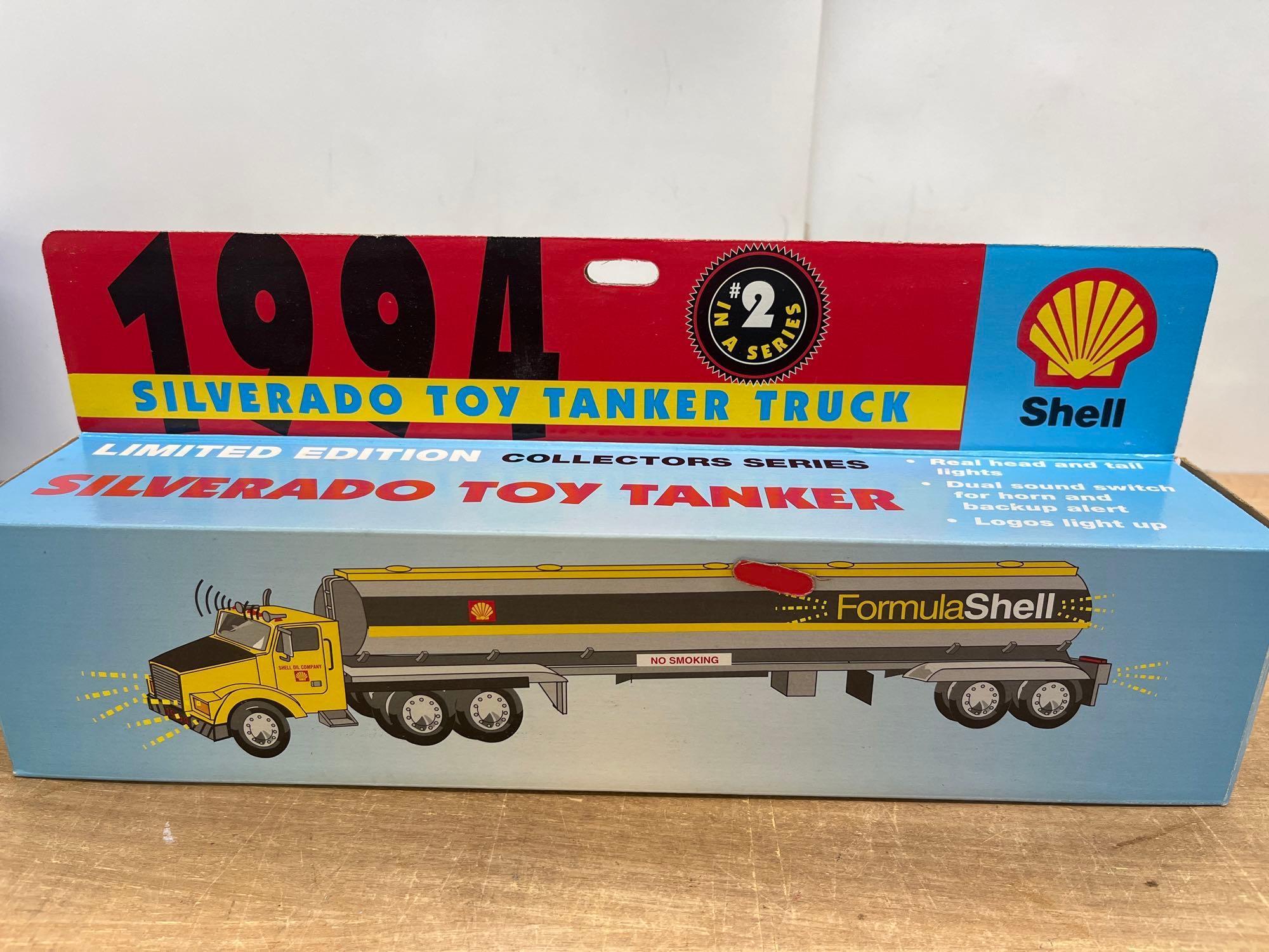 1994 Shell Collectible Silverado Toy Tanner in Box