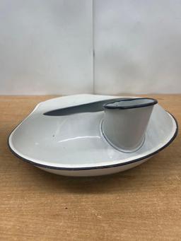 Enamel Bed Pan Urinal