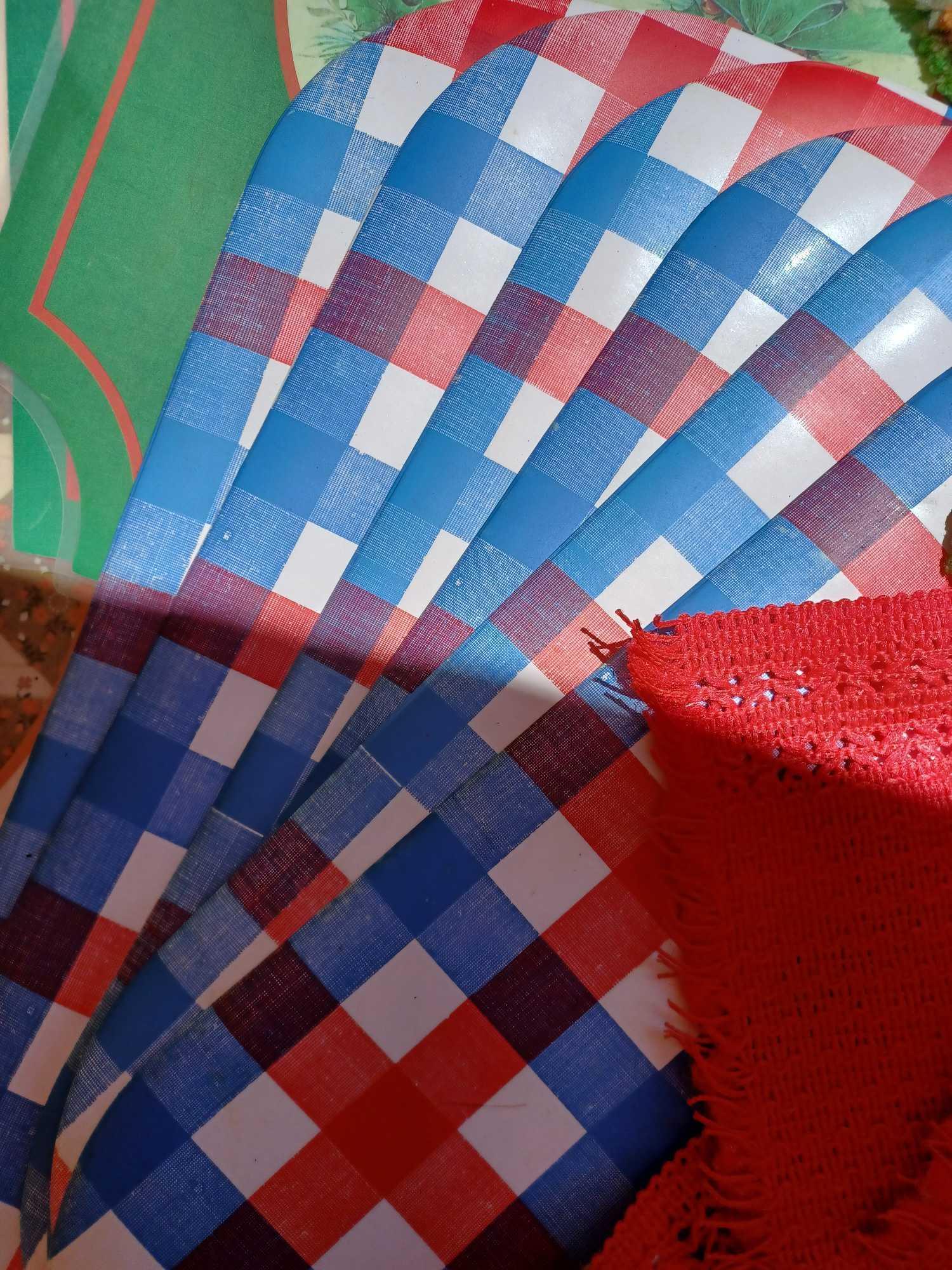 47 Placemats