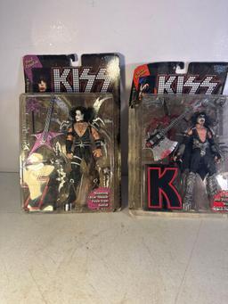 2 Kiss Ultra Action Figures Gene Simmons / Paul Stanley In Box