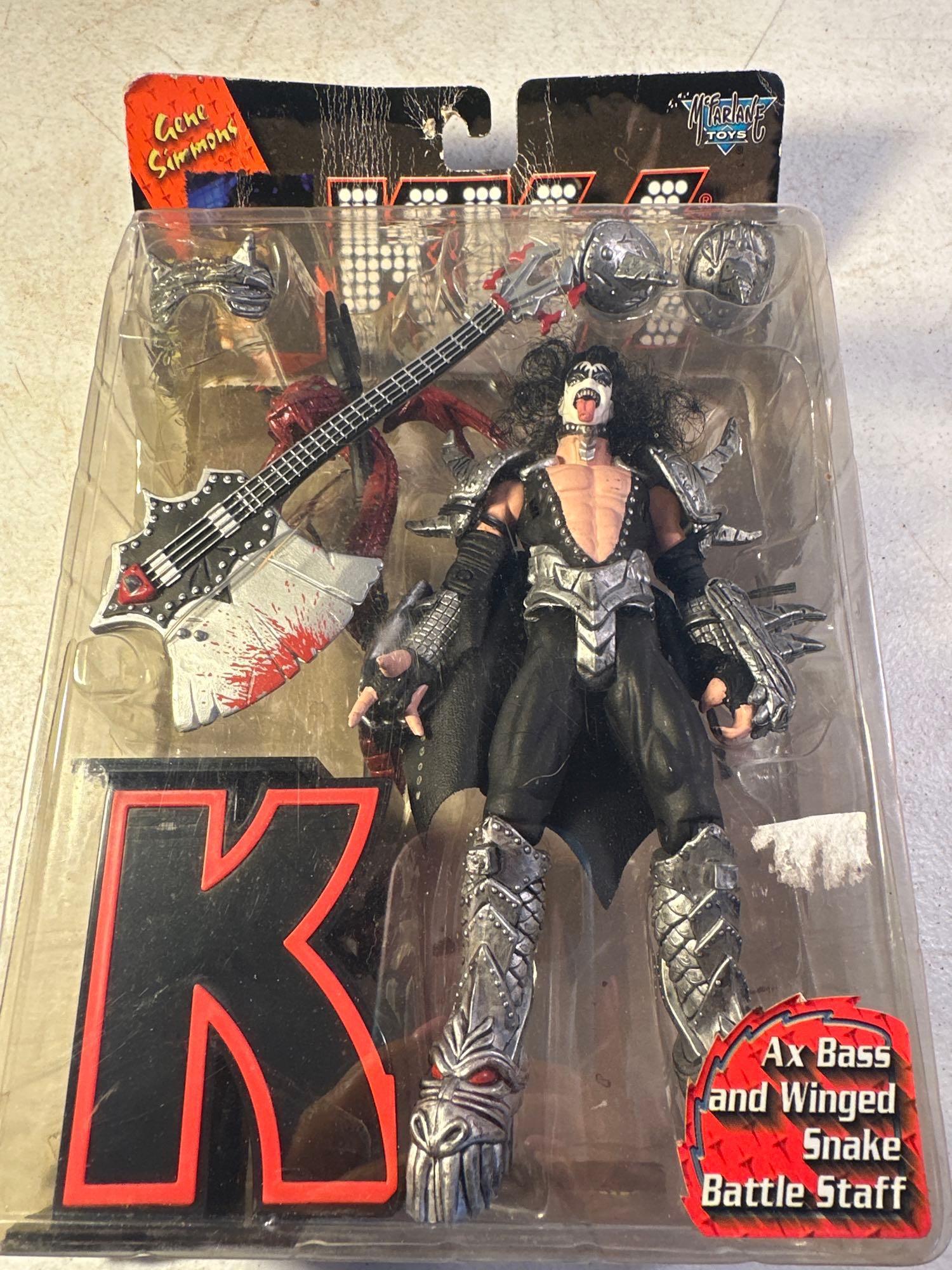 2 Kiss Ultra Action Figures Gene Simmons / Paul Stanley In Box