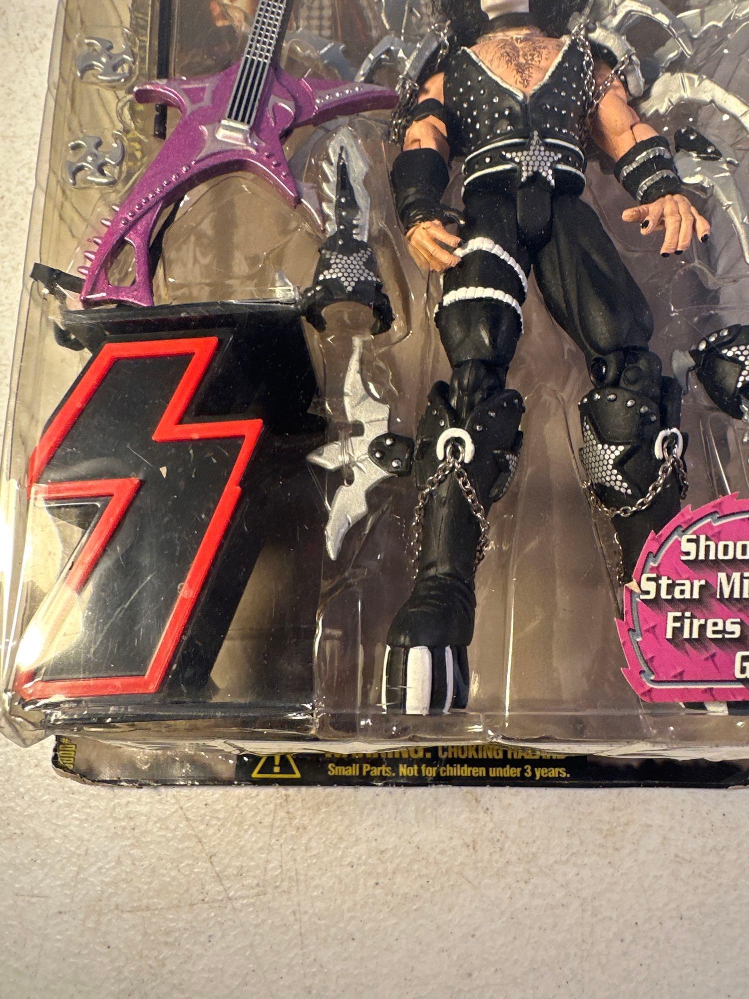 2 Kiss Ultra Action Figures Gene Simmons / Paul Stanley In Box