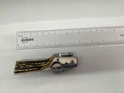 Pocket Knife With Flashlight