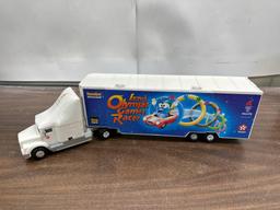 1996 Collectable Texaco Izzys Olympic Games Toy Car Carrier