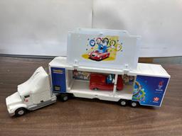 1996 Collectable Texaco Izzys Olympic Games Toy Car Carrier