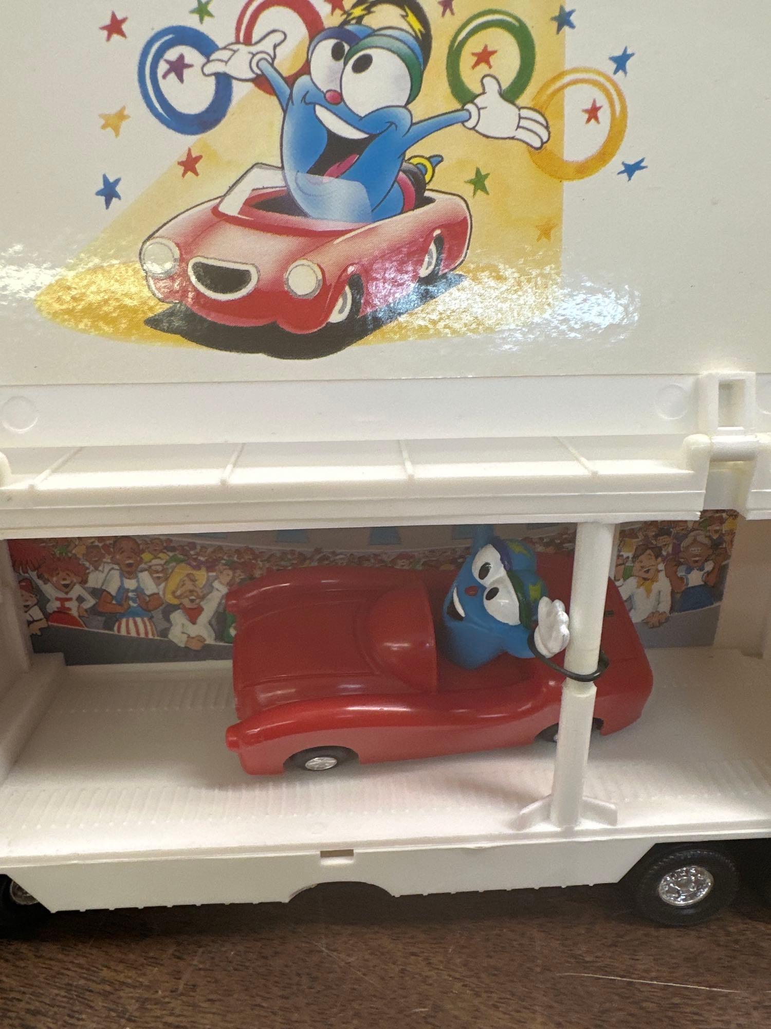 1996 Collectable Texaco Izzys Olympic Games Toy Car Carrier