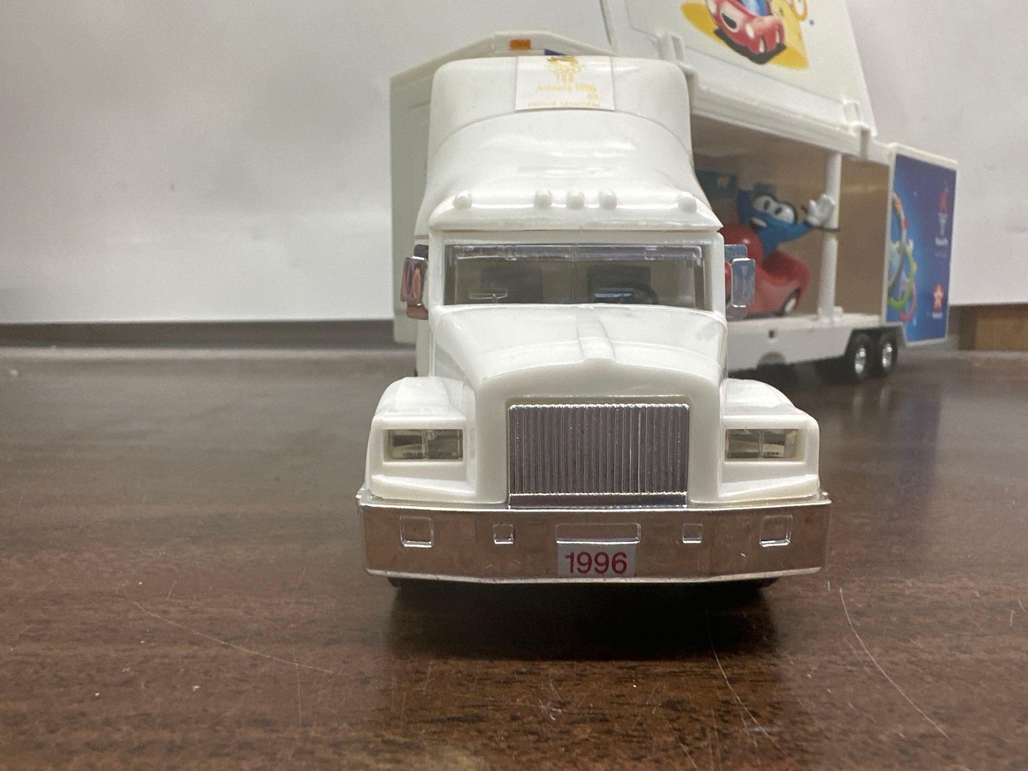 1996 Collectable Texaco Izzys Olympic Games Toy Car Carrier
