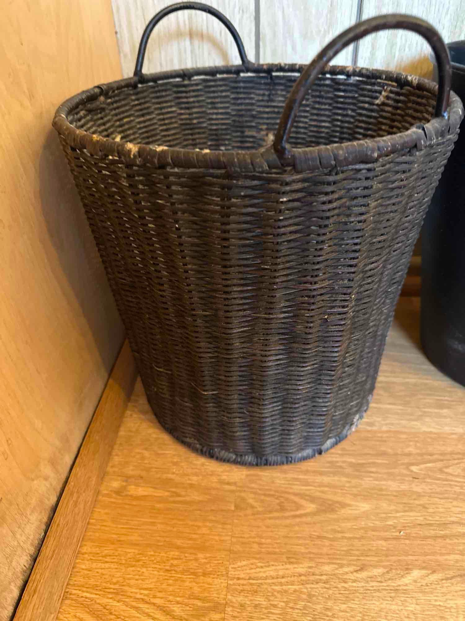 1 Wicker Basket With Handles/ 3 Plastic Bathroom Trash Cans