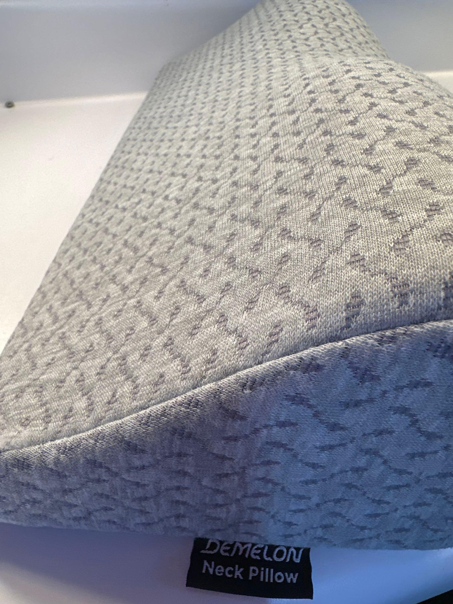 Demelon Memory Foam Neck Pillow In Box