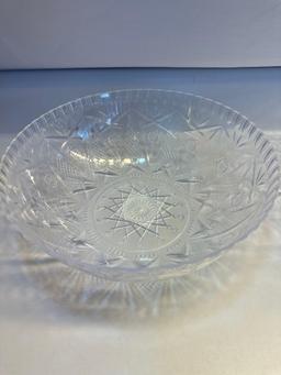 2 Large Decorative Plastic Salad Bowls