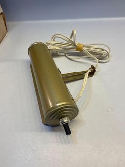 Vintage 7 Inch Picture Light