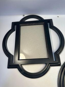 3 Pc Plastic Picture Wall Frames / 1 is Missing Glass