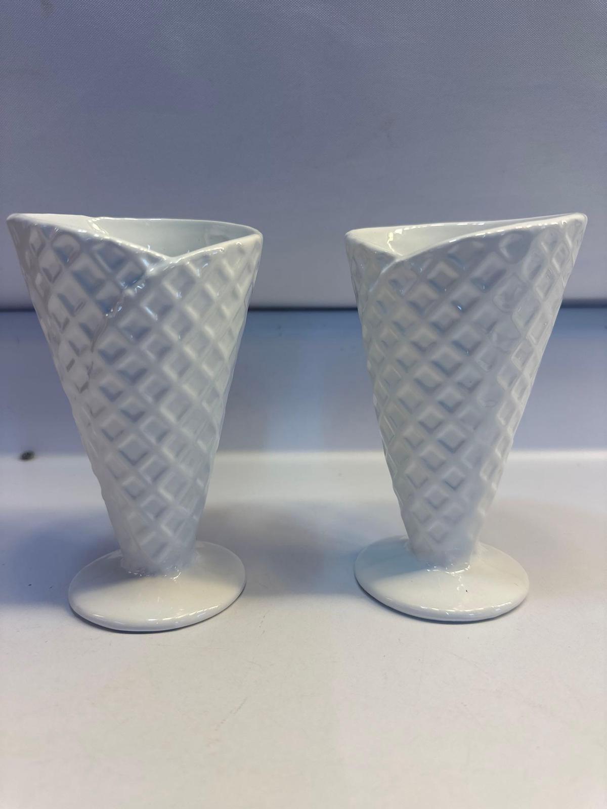 Set of 2 Waffle Cone/ Ice Cream Cup