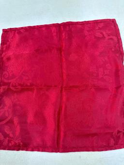 Christmas Cloth Red Tablecloth/ 6 Matching Napkins