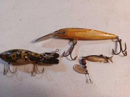 6 Lures