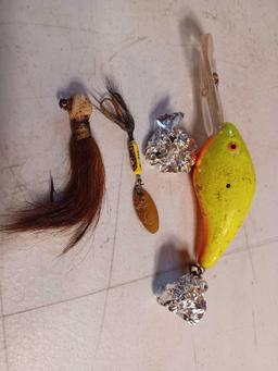 6 Lures