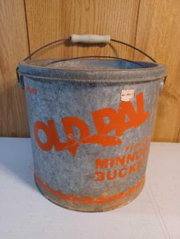 Old Pail Floating Minnow Bucket